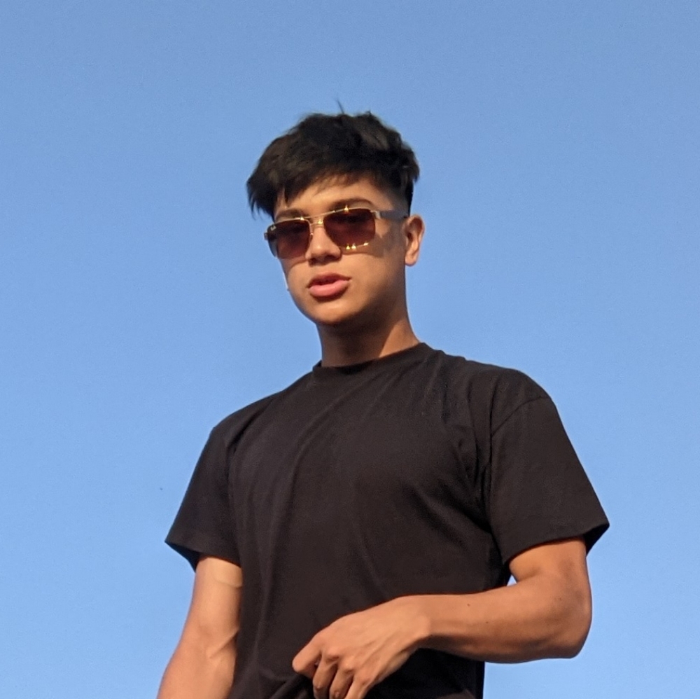Meet your Posher, Nich